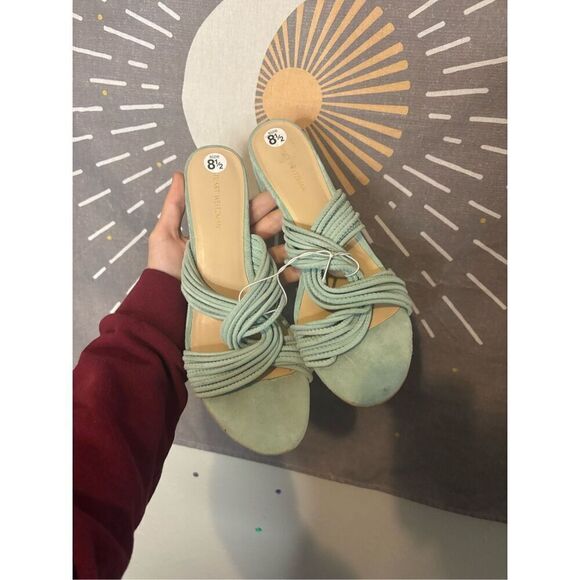 Stewart Weitzman Twisted Block 75 Sandals - Picture 5 of 9